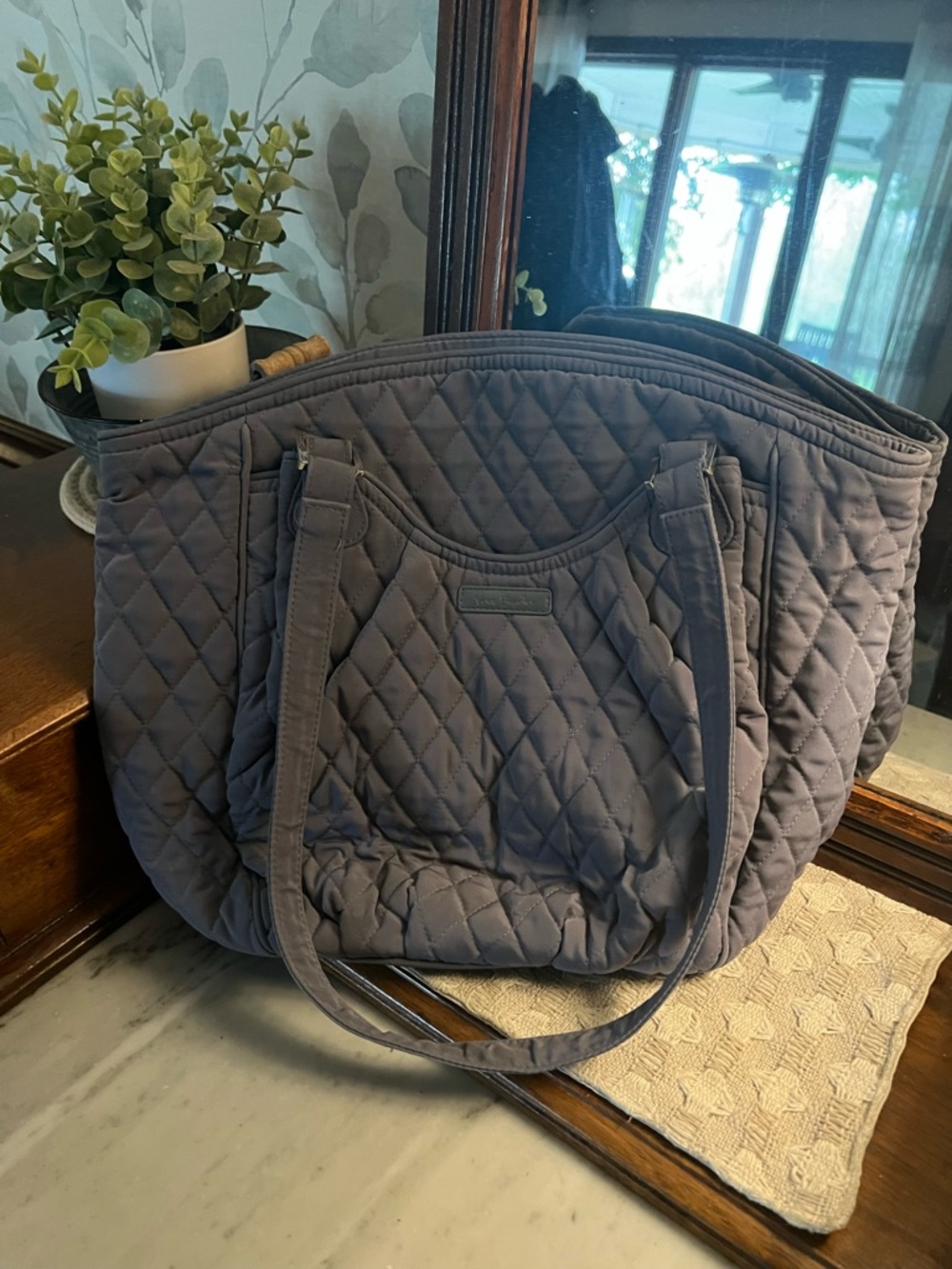 VERA BRADLEY Classic Glenna Quilted Microfiber Shoulder Bag Purse Gray Quilted